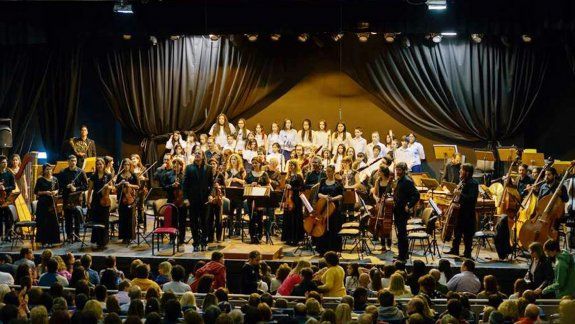 Otra cita con su público. La orquesta y Andrés Tolcachir, su director, presentaron en noviembre Carmina Burana en el Teatro Español.