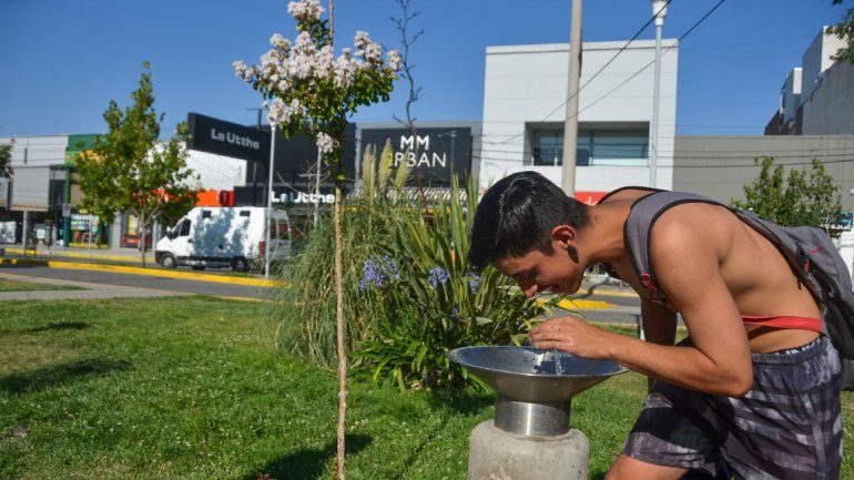 Hoy la máxima será de 32 grados y mañana alcanzará los 40.