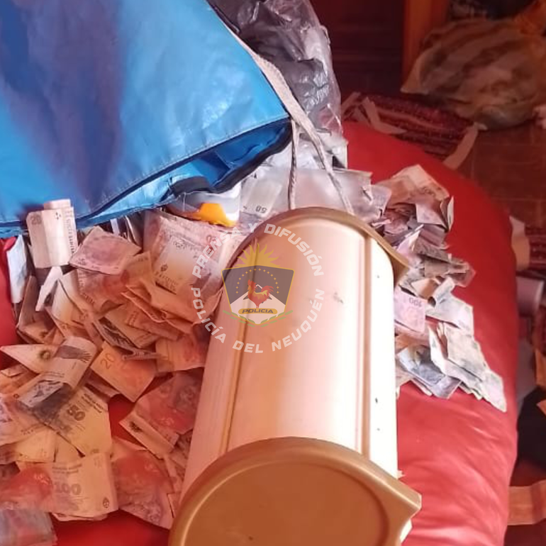 En los allanamientos secuestraron dinero en efectivo. En los allanamientos secuestraron dinero en efectivo.