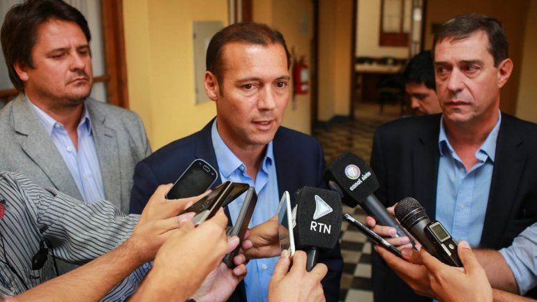 Gutiérrez firmó el decreto que mantiene la tarifa social de luz