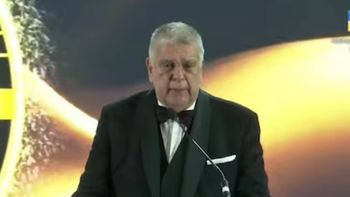 fuertes criticas a los martin fierro latino: desorganizacion, fallas y premios polemicos fuertes criticas a los martin fierro latino: desorganizacion, fallas y premios polemicos