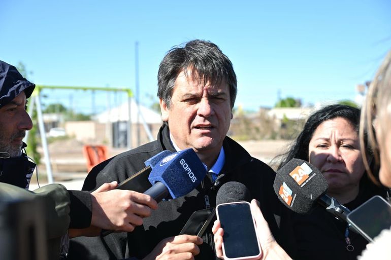 Gaido recorrió los avances de una importante obra del oeste, cerca de quedar inaugurada