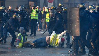 una muerta en protestas contra el aumento de las naftas una muerta en protestas contra el aumento de las naftas
