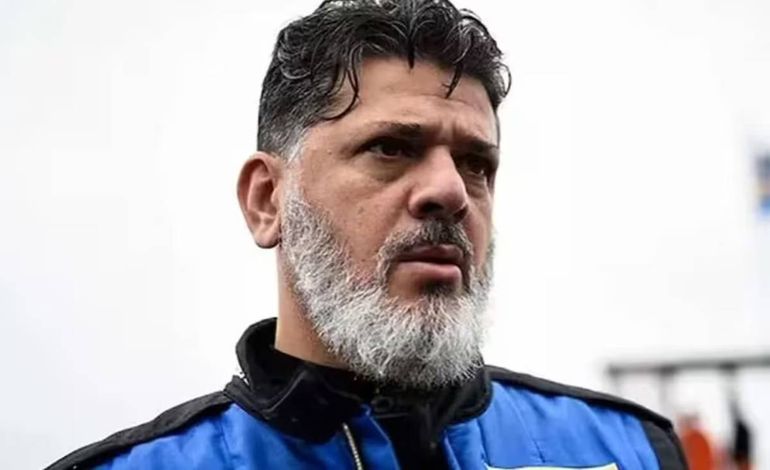 La incorporación dle capítulo de tabaco en la Ley Bases obliga a Pablo Otero, conocido como el “Señor Tabaco”, a pagar impuestos. Foto: Infobae. La incorporación dle capítulo de tabaco en la Ley Bases obliga a Pablo Otero, conocido como el “Señor Tabaco”, a pagar impuestos. Foto: Infobae.