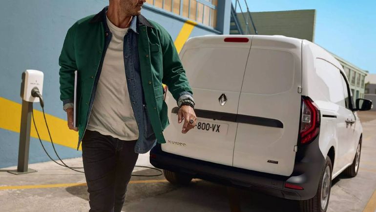 Kumenia te invita al lanzamiento de la gama E-tech de Renault