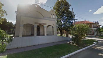 indignante: un adolescente golpeo con un adoquin a un indigente y lo mato indignante: un adolescente golpeo con un adoquin a un indigente y lo mato