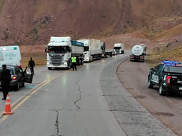 infracciones en la ruta 7: habilitaron un whatsapp para multar a conductores infracciones en la ruta 7: habilitaron un whatsapp para multar a conductores