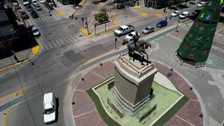 Desde el drone: los datos que no sabías del monumento a San Martín