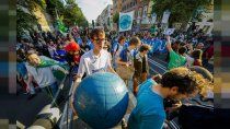 cambio climatico: manifestantes le piden accion al g20 cambio climatico: manifestantes le piden accion al g20