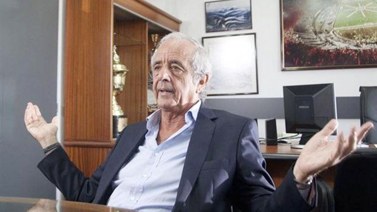 El dirigente millonario quiere mudar los Superclásicos amistosos al exterior.