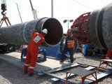 FOTO DE ARCHIVO: Trabajadores en el sitio de construcción del gasoducto Nord Stream 2, cerca de la ciudad de Kingisepp, región de Leningrado, Rusia, 5 de junio de 2019. REUTERS/Anton Vaganov