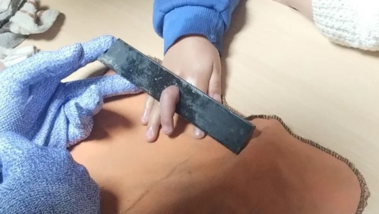 Comodoro Rivadavia: un nene metió un dedo en una reja y quedó trabado.