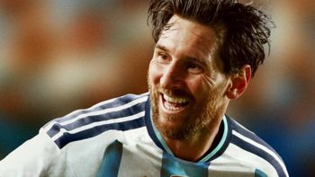 la seleccion argentina presento la nueva camiseta que usara en el mundial 2026: como es y cuanto cuesta la seleccion argentina presento la nueva camiseta que usara en el mundial 2026: como es y cuanto cuesta