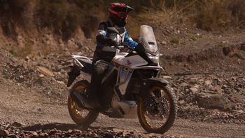 La nueva Honda Transalp llega a la Argentina importada desde Japón. La nueva Honda Transalp llega a la Argentina importada desde Japón.