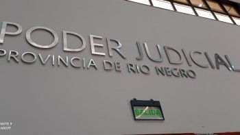 Acusan a un abogado de abusar de un niño de 7 años