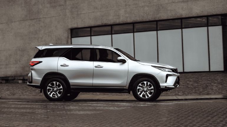 Esquel: los delincuentes pidieron que les devolvieran una Toyota SW4. (Foto ilustrativa). Esquel: los delincuentes pidieron que les devolvieran una Toyota SW4. (Foto ilustrativa).