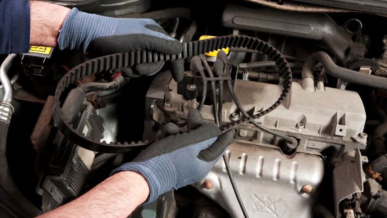 La correa de distribución coordina cada movimiento del motor para evitar daños graves.