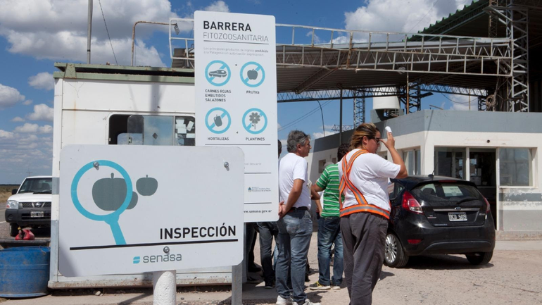 Barrera sanitaria: camioneros agredieron y amenazaron a inspectores del Senasa