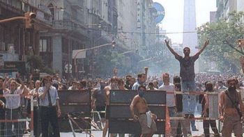 crisis 2001.jpg