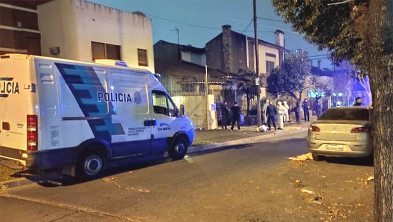 Tenía 83 años y lo encontraron muerto y atado