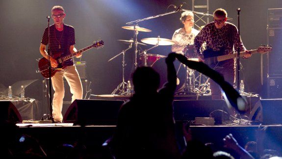 El legendario músico llegó con su último disco, El engranaje de cristal.