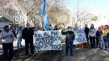 Tensión: vecinos volvieron a frenar la obra de la ciclovía