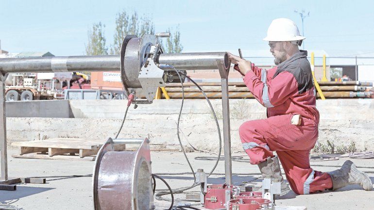 Una empresa neuquina se prepara para dar servicios a las petroleras.