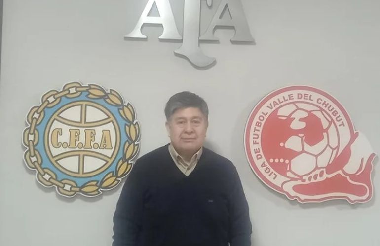 Javier Treuque es presidente de la Liga de Fútbol del Valle de Chubut. Javier Treuque es presidente de la Liga de Fútbol del Valle de Chubut.