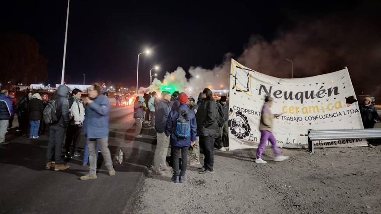 Ceramistas vuelven a la ruta para exigir la reconexión de gas y luz