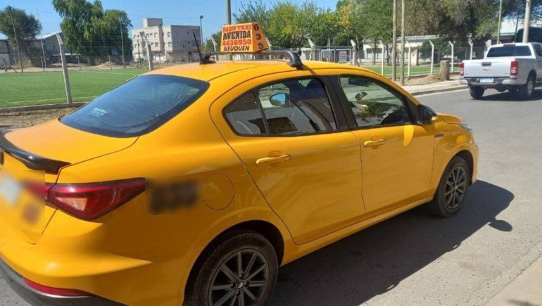 El taxista de Neuquén realizó el rescate del adolescente que era víctima de grooming.