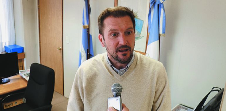 López Raggi habló de la escasez de pollos por la gripe aviar en Neuquén