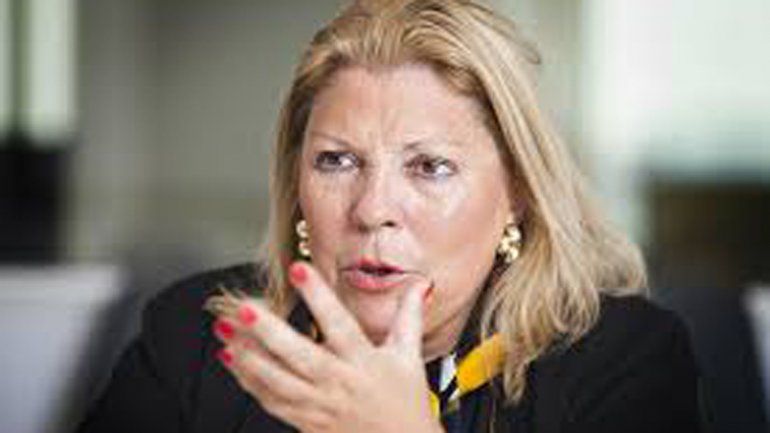 Negociaciones incompatibles con la función pública es la denuncia.