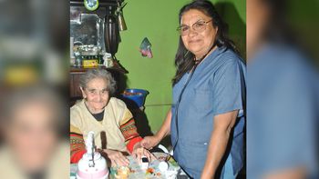 la agente sanitaria mapuche que combatio al covid y cuido 15 anos a una mujer con una dura patologia la agente sanitaria mapuche que combatio al covid y cuido 15 anos a una mujer con una dura patologia