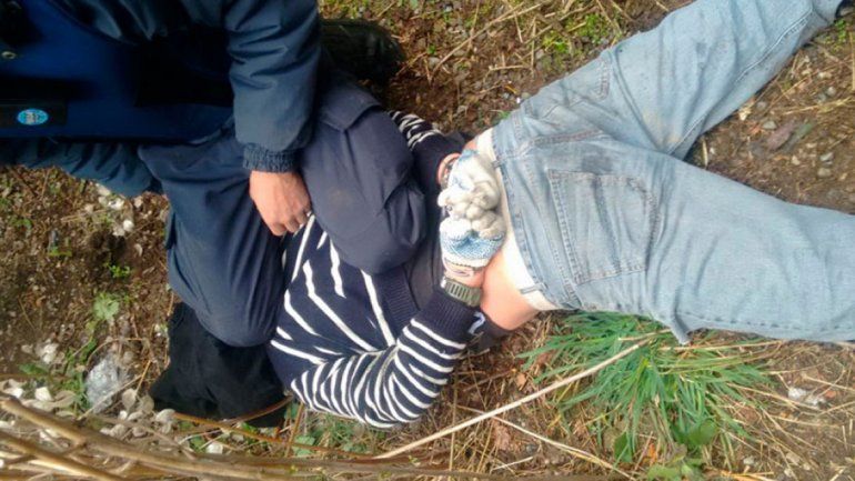 Una nena se escondió en un placard y avisó a la policía que habían entrado ladrones a su casa