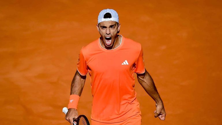 Argentina Open: Francisco Cerúndolo pasó por arriba a Darderi y se consagró campeón