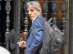 El ministro Luis Caputo dispuso de las reservas en oro del BCRA para colocarlas como garantías de nuevos créditos El ministro Luis Caputo dispuso de las reservas en oro del BCRA para colocarlas como garantías de nuevos créditos