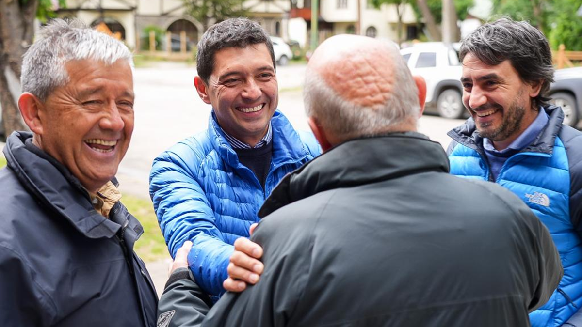 Con el apoyo de Koopmann, Saloniti ganó la interna del MPN e irá por la reelección thumbnail