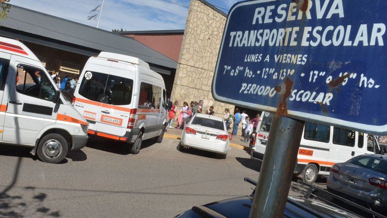 La Muni habilitó menos transportes escolares este año