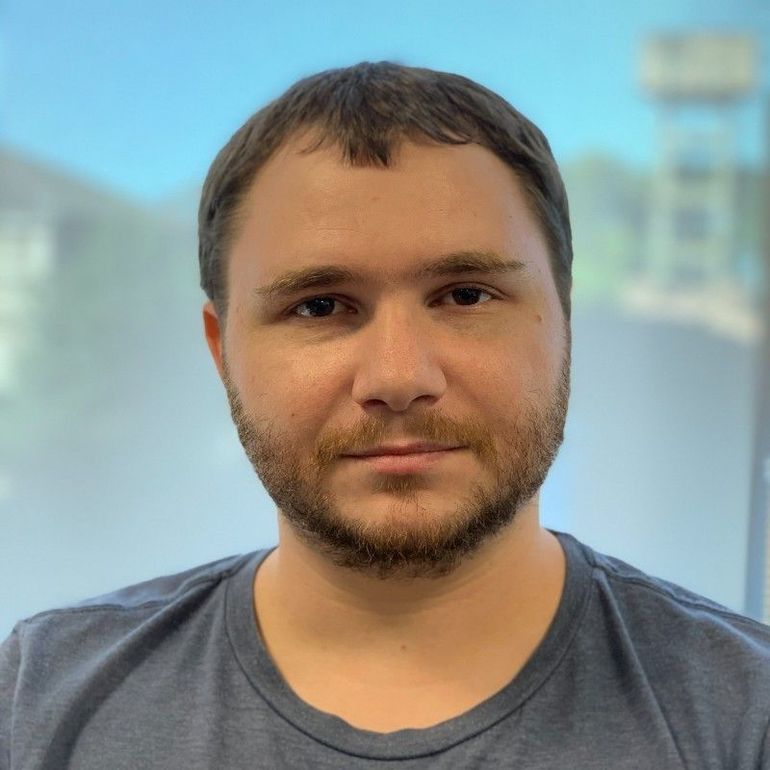 Así está Andres Ispani hoy. Se alejó de la actuación cuando todavía era un adolescente.