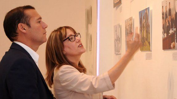 Gutiérrez y la subsecretaria Comelli.