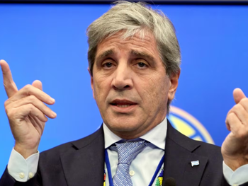 Luis Caputo es optimista y avizora que en agosto de 2026 la inflación podría empezar con 0. Luis Caputo es optimista y avizora que en agosto de 2026 la inflación podría empezar con 0.