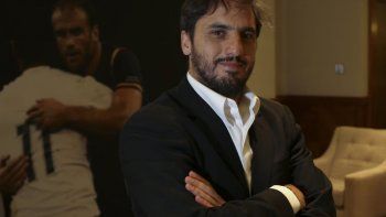 Agustín Pichot felicitó al inglés Bill Beaumont que fue reelecto, Agustín Pichot felicitó al inglés Bill Beaumont que fue reelecto,