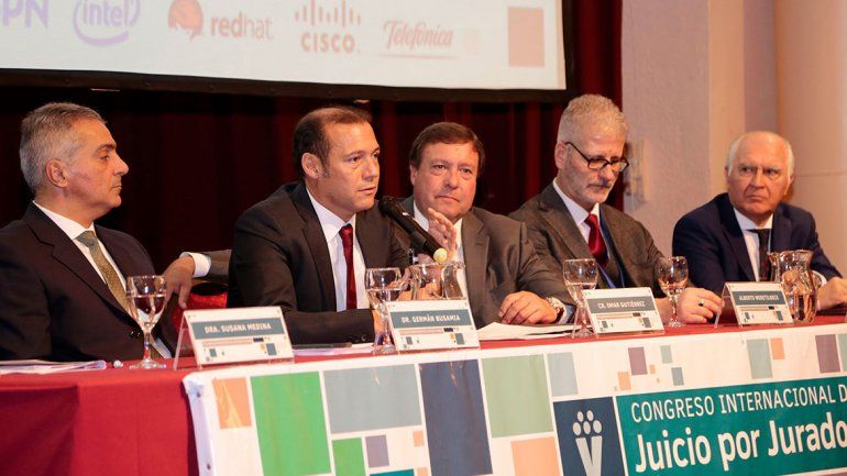 Para Gutiérrez, el juicio por jurados es una política