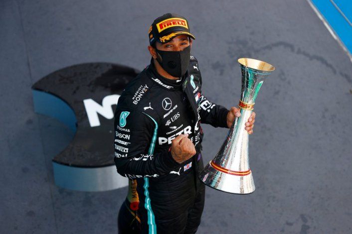 Lewis Hamilton hizo referencia a la gran victoria que logr&oacute; en Espa&ntilde;a. El brit&aacute;nico lleg&oacute; a las 88 victorias dentro de la F&oacute;rmula 1.