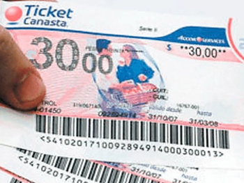 Ticket Restaurant, Canasta o Luncheon: Muestra de los vales de comida que se popularizaron en los 90. Estos tickets generaron un intenso debate al no computarse para aguinaldos ni indemnizaciones.