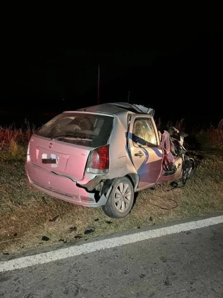 El auto en el que murió Carlos Achetoni tras el trágico accidente. El auto en el que murió Carlos Achetoni tras el trágico accidente.