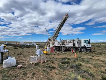 Oro, plata y litio santacruceño buscan capital en la Bolsa de Toronto: ¿el próximo boom argentino? Oro, plata y litio santacruceño buscan capital en la Bolsa de Toronto: ¿el próximo boom argentino?