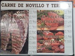 La pizarra de esta carnicería lo dice todo. (Foto tomada el 6 de junio de este año)
