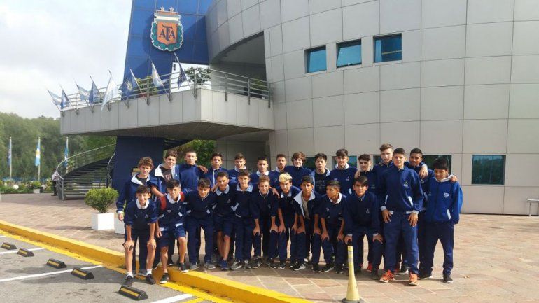 El plantel neuquino visitó el predio de la AFA.
