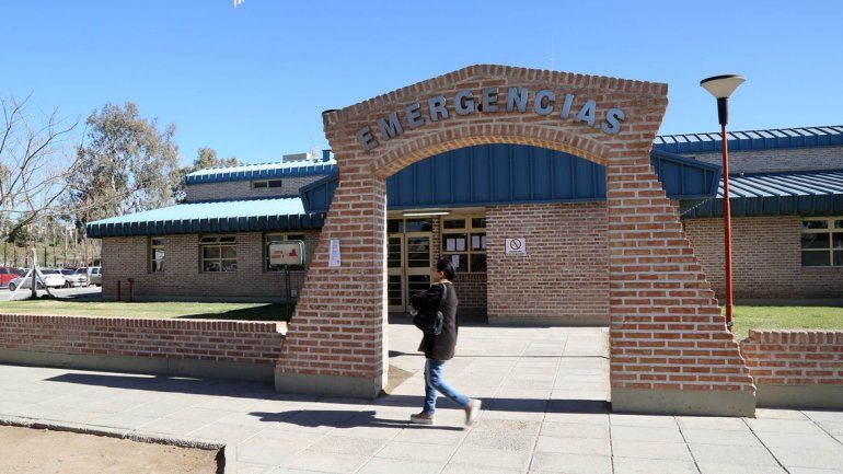 El delincuente fue dejado en la vereda del Hospital con las lesiones. Vecinos que pasaban por el lugar informaron sobre la situación. El delincuente fue dejado en la vereda del Hospital con las lesiones. Vecinos que pasaban por el lugar informaron sobre la situación.